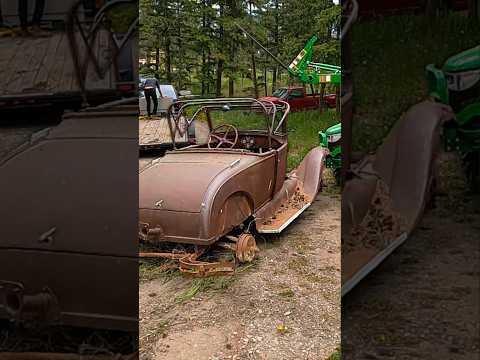 Fixing a Wrecked 1932 Ford Frame Pulled From the Woods — Built My Own Jig!