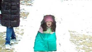 preview picture of video 'Mandy in the igloo'