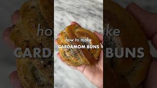 KARDEMUMMABULLAR | Swedish Cardamom Buns | recipe at ceciliatolone.com #baking #buns
