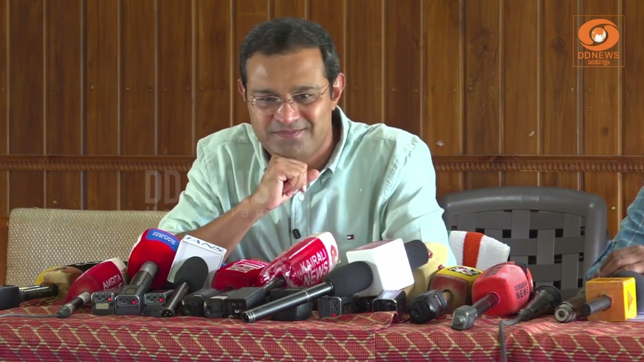 എൻജിനീയറിംഗിൽ അങ്കമാലി അയ്യൻപുഴ സ്വദേശി റോഷൻ രാജുവ