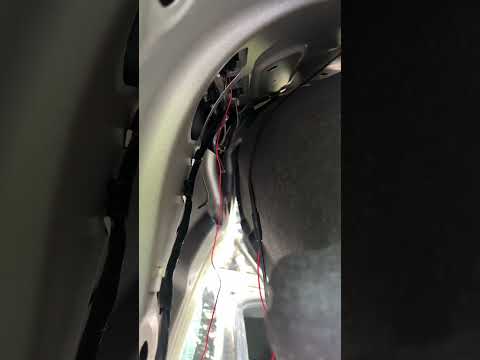 How to install the backup camera 🚙🎥