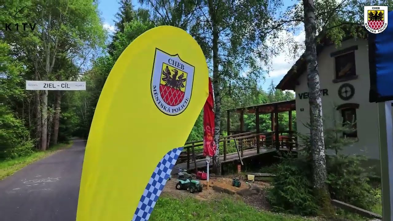 🌞 Letní cyklistická sezona jede na plno -pár připomenutí od strážníků 🚵♀️🚴♂️👮
