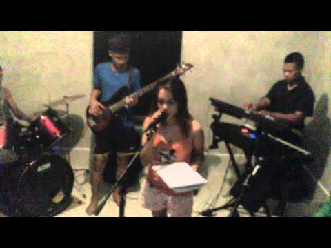 Selsa Group practicing Zouk a gogo, Siwoh & Tsamina