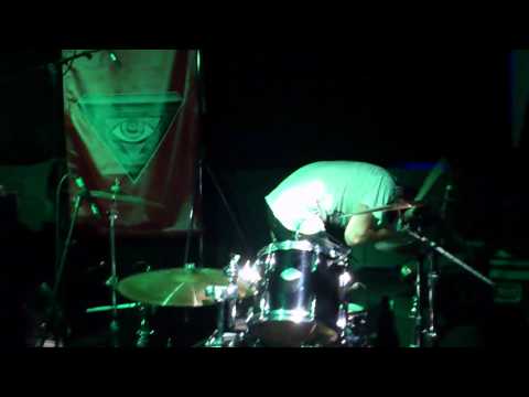 Mustard Pimp - The Garden (live @ Fuse Belgium 21/09/12)