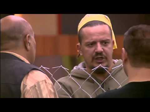 Napad je najbolja odbrana. (VELIKI BRAT 2015)