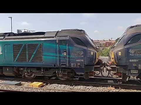 68001 & 68016 head back to Crewe.