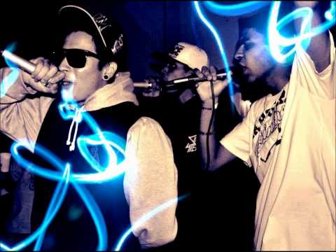 V4LENTE part. Marginal Padrão - Óia Só Quem Chegô (EP Difinin) (2011)