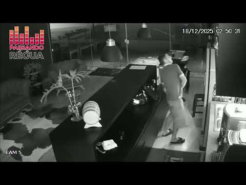 Vídeo revela ação de criminosos em furto à barbearia em Ourinhos