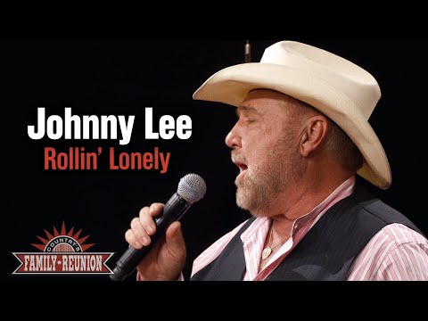 Johnny Lee sings "Rollin' Lonely"