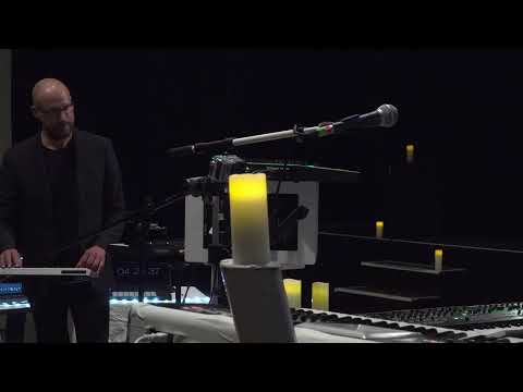 THORSTEN QUAESCHNING behind closed doors with... SCHILLER