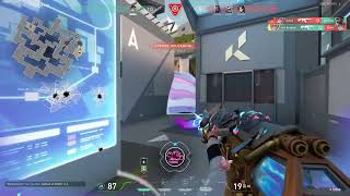 Spotlight Clip