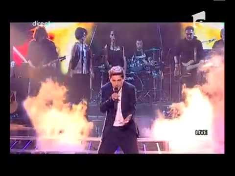 Raduly Botond - Let Me Entertain You (Live)