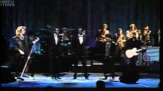 Everytime You Go Away - Hall &amp; Oates, David Ruffin, Eddie Kendrick Live at The Apollo.wmv