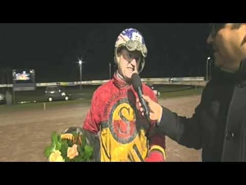 Frans van der Blonk scoort dubbel met Naomi di Quattro en Co Swagerman - Victoria Park 9 dec 2011