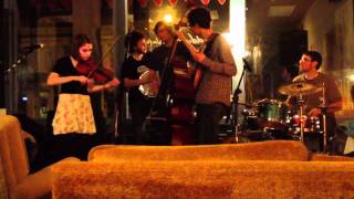 Cliffs of Moher / Alabama Jubliee / Yellow Rose of Texas - Mammal is a Mountain (HD)