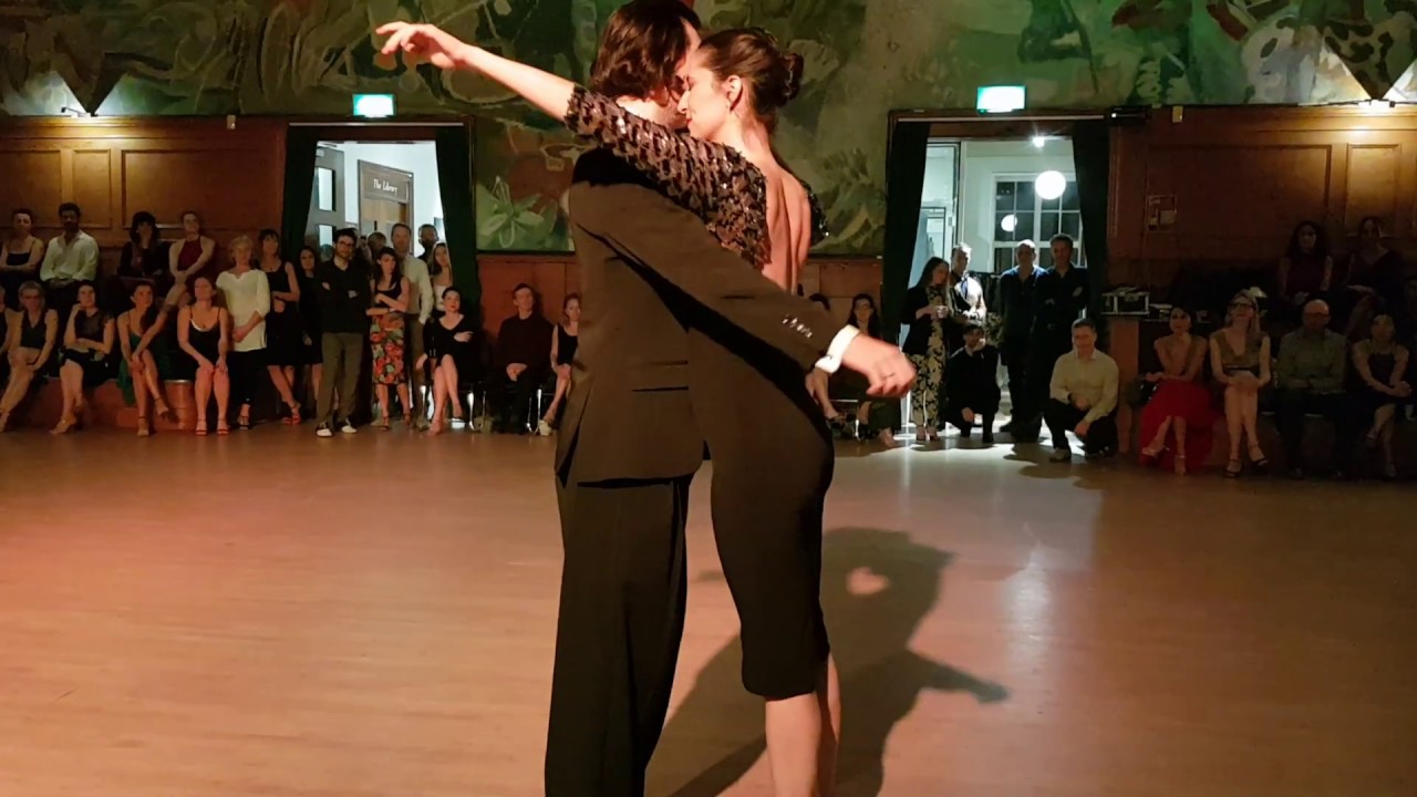 Dimitris Biskas & Mariana Patsarika @ Tango Etnia, London 2019 1/3