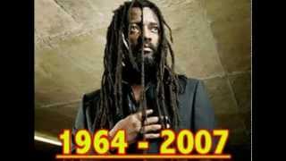 Lucky Dube : Take it to Jah Live