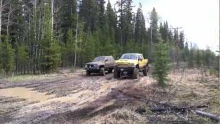 preview picture of video 'Sundre, Alberta MAY LONG 2011, Mudding'