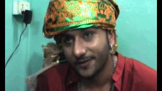 Honey Singh &amp; Mika - Dama Dam Mast Kalandar Song