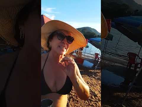 Éu conversando e mostrando as belezas dá praia quarto crescente Aragarças Goiás 