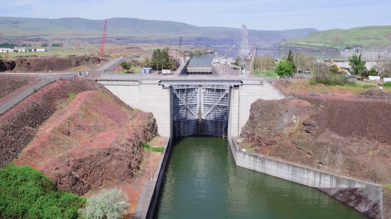 Dalles Dam Upstream Navigation Lock Gate