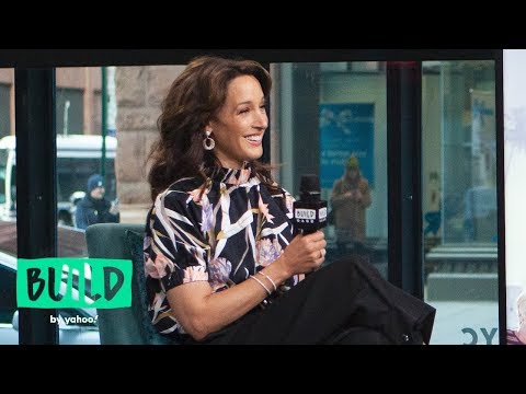 "The L Word: Generation Q" Star Jennifer Beals Opens Up About The New SHOWTIME Series