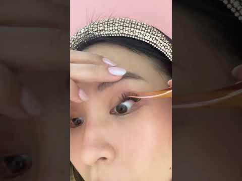 Lash hack: Turn strip lashes into extensions