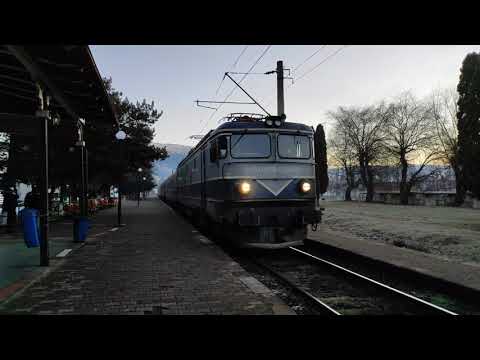 Tren IR1653 Bucuresti Nord - Vatra Dornei Bai se retrage in Vatra Dornei cu 40-0799-9 - 06.01.2021