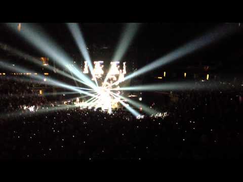 Red Hot Chili Peppers So What'cha Want Tribute to Beastie Boys MCA Adam Yauch Prudential Ctr