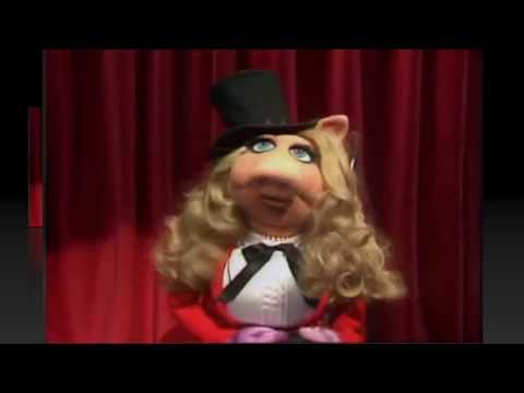 Muppet Songs: Miss Piggy & Kermit the Frog - Flying Trapeze