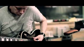 LULLACRY - Hell On High Heels OUT April 25 - NEW SONG!