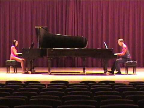 Mark Olson and Casandra Ho play "Let There be Peace on Earth