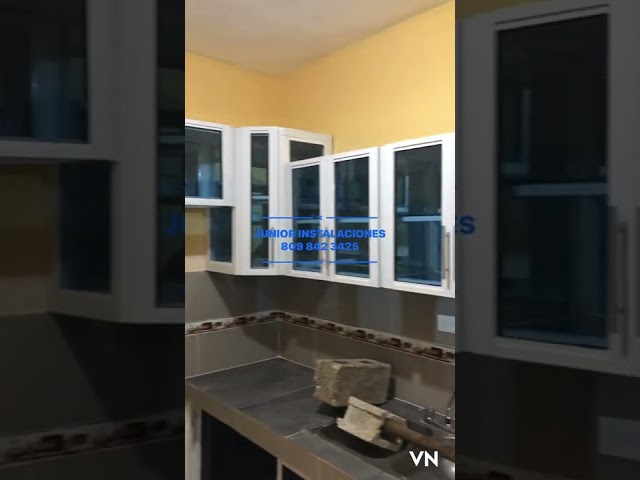 Vídeo relacionado con ACAGALA Panel de pared de cocina de vidrio templado, 80 x 50 cm, panel posterior de cristal para cocina, protección contra salpicaduras para cocinas modernas, color negro