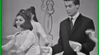 ♫ Merv Benton ♥ Pretty Girls Everywhere ♫