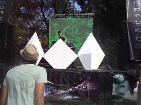 Geoemtryk Live @ Rounders Festival 2013