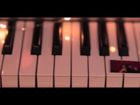 Rov Pom Koj Dua-Maa Vue and David Yang(Cover Anna Yang and Yang Xiong)