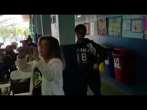 Cantando na escolinha!
