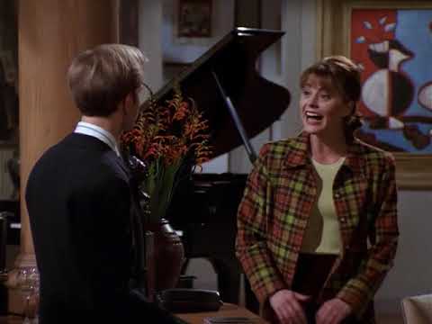 Frasier - Daphne's American Accent