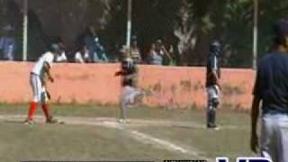 preview picture of video 'Liga de Beisbol La Peñita:   Guayabitos  vs  Colonial (7-Nov-2010)'