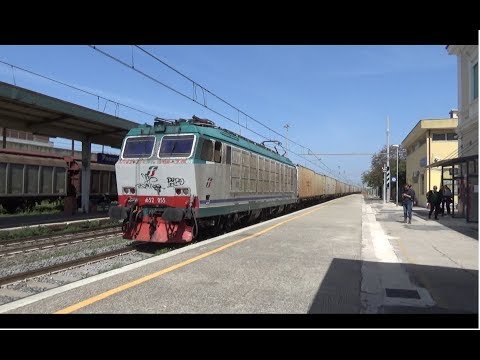 E652.055 sul "Treno dello zucchero", in transito a Pomezia