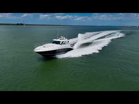 Sea Ray 470 Sundancer video