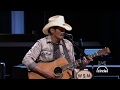 Brad Paisley Performs "This Is Country Music" at Opry Saturday Night