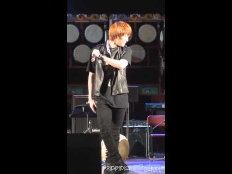[HD/FANCAM] 110804 Happy Onew - HELLO @ W0rld Percu$$ion Festiv@l