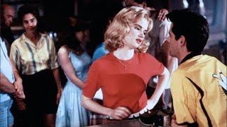 Lana Del Rey- Resistance