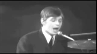 Georgie Fame and The Blue Flames - Walking The Dog (1965 New Musical Express Concert, Wembly Eng)