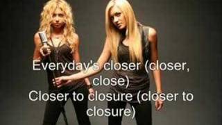 Aly &amp; AJ - Closure [with lyrics]
