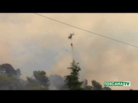 2017-07-21 PRATO - ANCORA FIAMME IN CALVANA. ROSSI, 'STATO DI EMERGENZA'