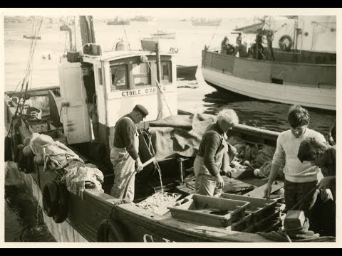 Le Pays Bigouden Film directed in 1995 by André Espern: https://www.espern.bzh/