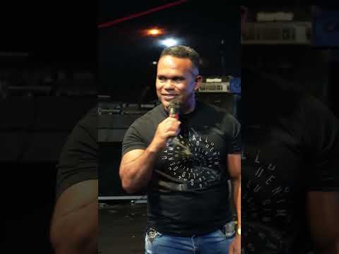 Hailton Reis - Ao Vivo na 8º FLIM de Itapecuru Mirim (MA)