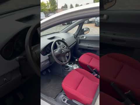 фото mitsubishi colt vi (z20/z30) 0